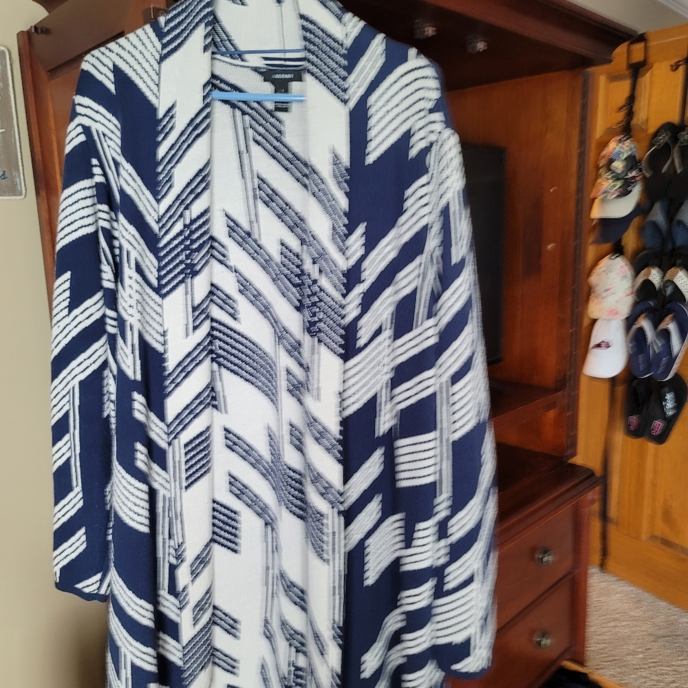 Women's sweater
